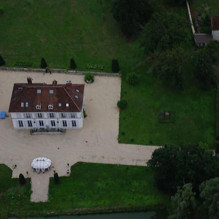 Chateau De Pommeuse Exteriör bild