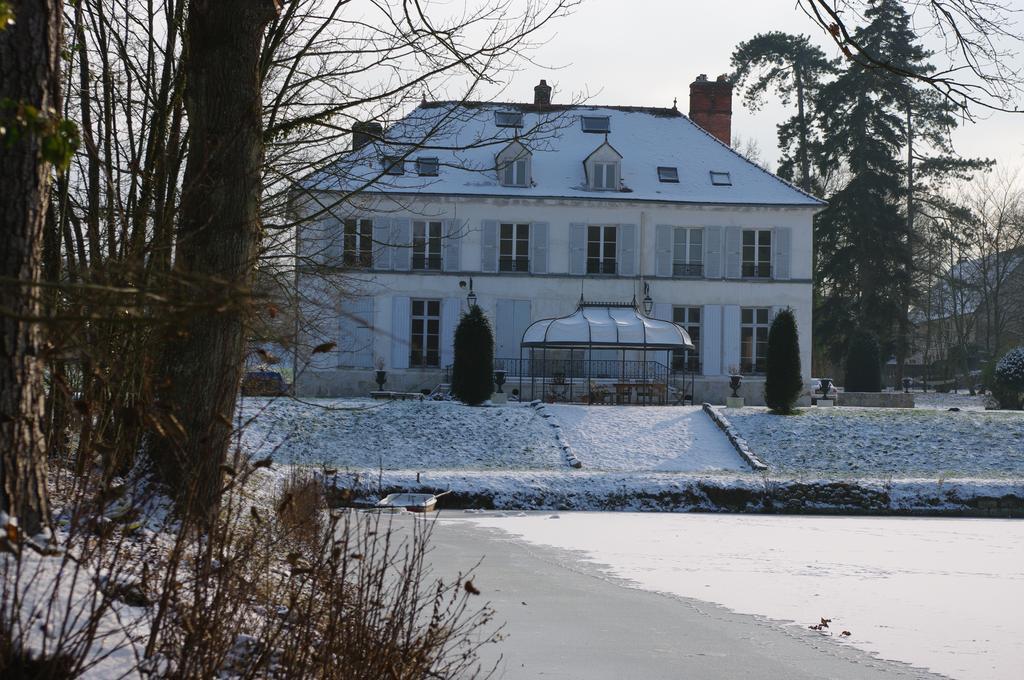 Chateau De Pommeuse Exteriör bild
