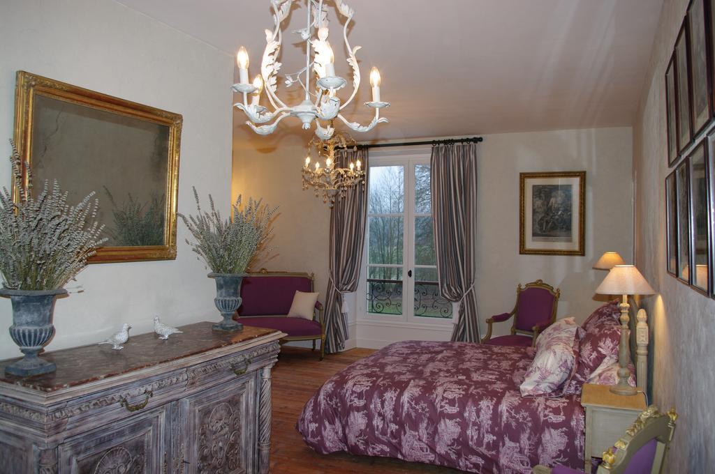 Chateau De Pommeuse Rum bild