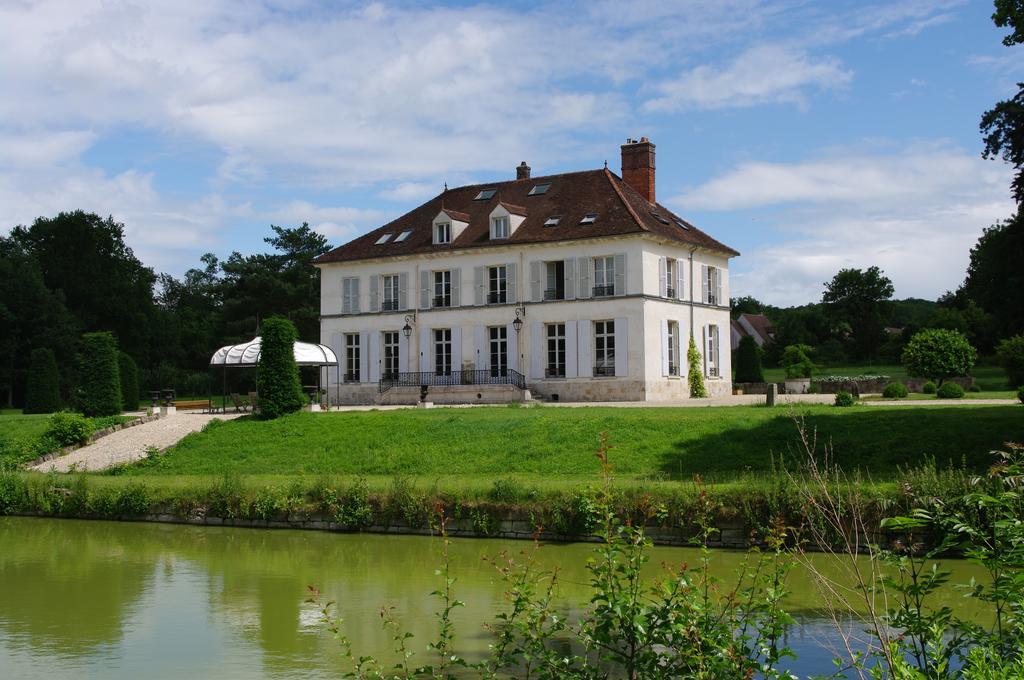 Chateau De Pommeuse Exteriör bild